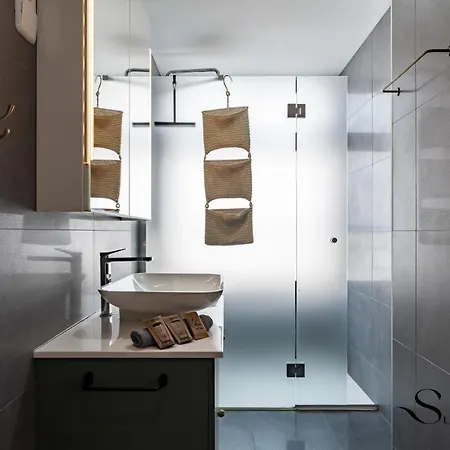 Apartmán Exquisite 2 Bedroom Apt, Pool, Views